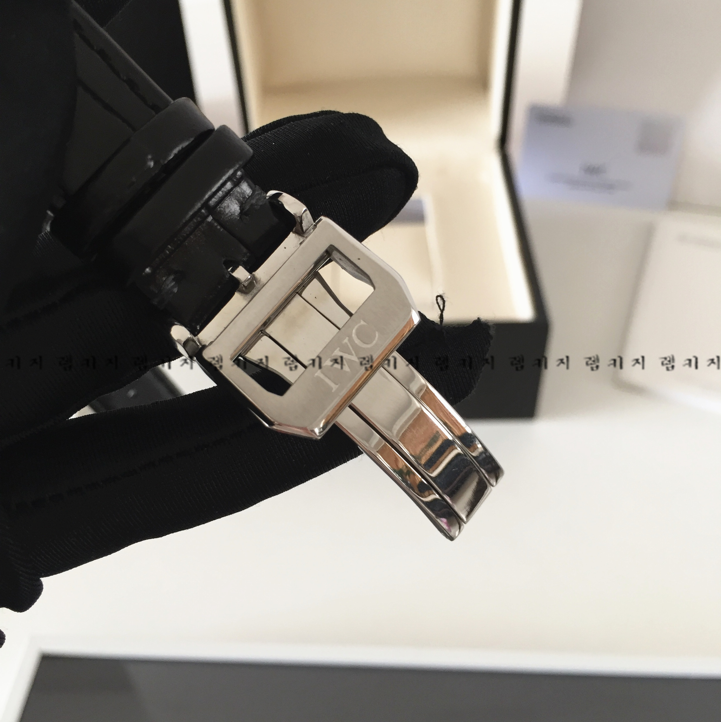 IWC 포르투기즈 화이트 가죽시계 + 메쉬스트랩